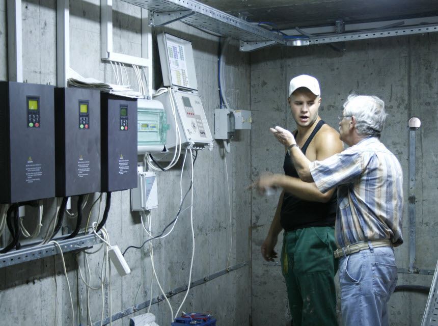 Donbas Arena EURO 2012, монтажні роботи 1